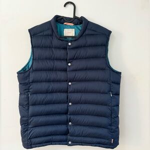 SWIMS copenhagen motion lite down vest LARGE
